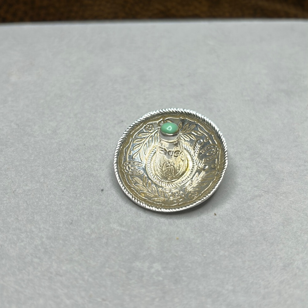 Brooch Mexican engraved sombrero 925 silver turquoise tip of hat